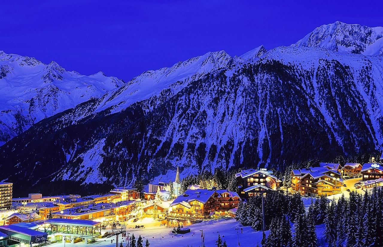 吉林奇域，雪域冰缘的冬日瑰宝——全景揭秘吉林旅游胜地